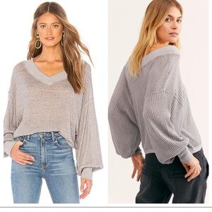 We the free south side lightweight thermal top size small in grey